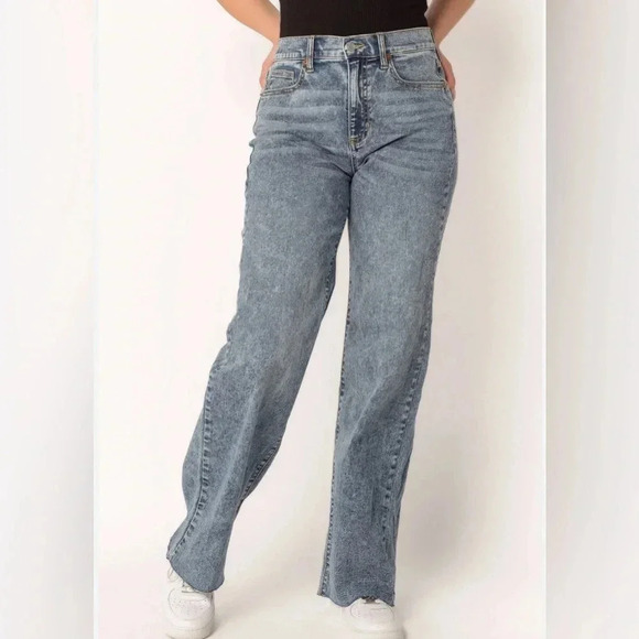 Sneak Peek Acid Wash Wide Leg High‎ Rise Jeans. Like New. Women’s Size: 11 W30. - Picture 2 of 8